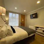 Hostal Boutique Puerta Roja